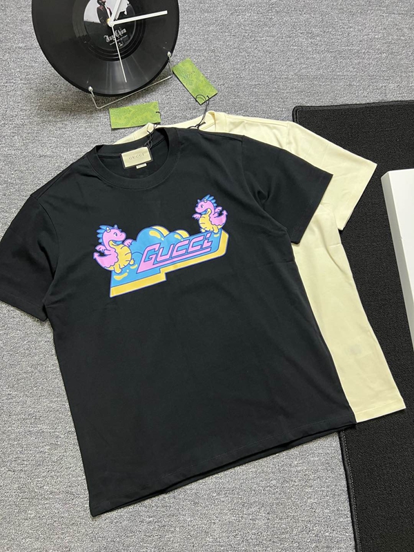 ブランドTシャツ背面デザイン